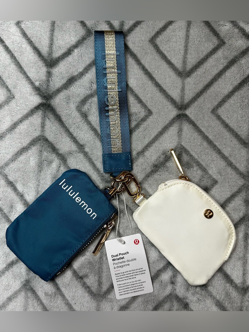 Lululemon Dual Pouch Wristlet in Teal and Cream